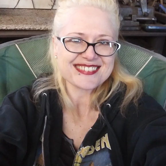 Meet your Posher, Silence - Picture 1 of 2